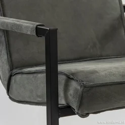 Straluma Antraciet lederen armstoel met zwart></noscript> Eetkamerstoelen