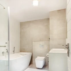 Straluma Badkamer plafondlamp helder met opaal glas IP44></noscript> Keukenverlichting|Badkamerverlichting