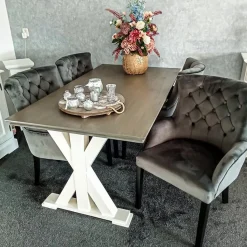 Straluma Comfortabele armstoel donker grijs met zwarte poot></noscript> Eetkamerstoelen