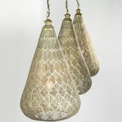 Straluma Grote hanglamp 3-lichts mat goud met zwarte balk></noscript> Eettafellampen|Keukenverlichting