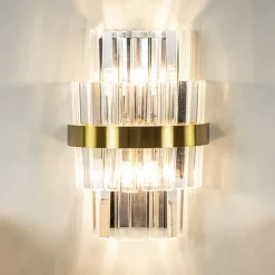 Straluma Klassieke wandlamp brushed brass met helder kristal></noscript> Wandlampen|Klassieke Verlichting