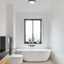 Straluma Kleine LED plafondlamp zwart met wit glas IP44></noscript> Plafondlampen|Plafonnières