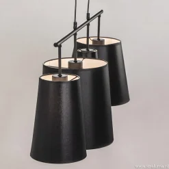 Straluma 4-L Hanglamp met zwarte kappen></noscript> Eettafellampen|Keukenverlichting