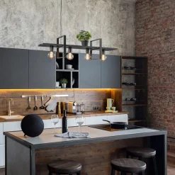 Straluma 4-Lichts hanglamp zwart met zwarte houten planken></noscript> Eettafellampen|Eetkamerverlichting