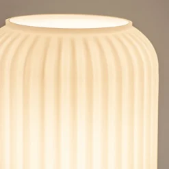 Straluma Mat witte tafellamp met zwarte voet><noscript><img width=