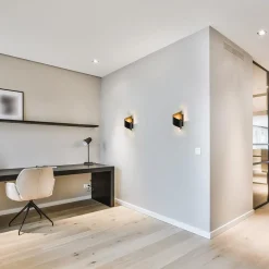 Straluma Sierlijke wandlamp krul zwart met goud><noscript><img width=