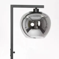 Straluma Strakke vloerlamp zwart met smoke glazen kap></noscript> Vloerlampen|Retro Verlichting