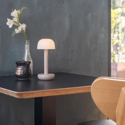 Straluma Tafellamp op batterij beige met frosted kap></noscript> Tafellampen|Eetkamerverlichting
