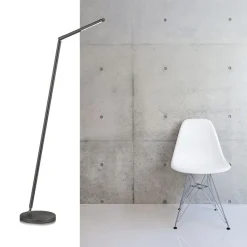 Straluma Zwarte leeslamp vloerlamp LED></noscript> Vloerlampen|Leeslampen